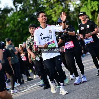 Runner Photo 4142063
