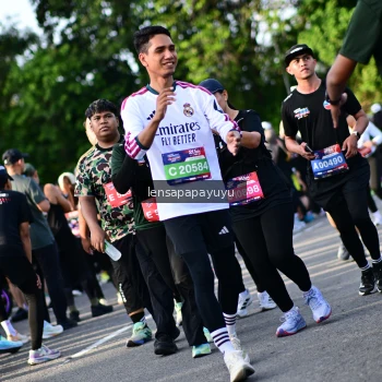 Runner Photo 4142069