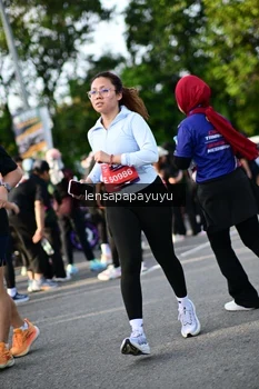 Runner Photo 4142086