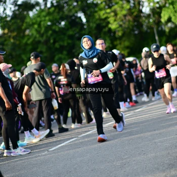 Runner Photo 4142104