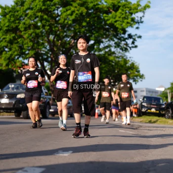 Runner Photo 4142145
