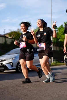 Runner Photo 4142152