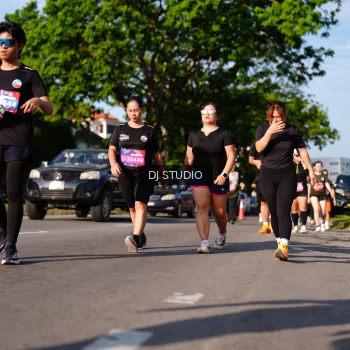 Runner Photo 4142157