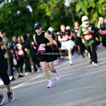 Runner Photo 4142180