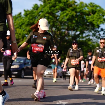 Runner Photo 4142190