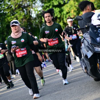 Runner Photo 4142208