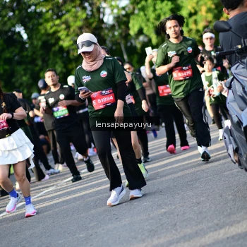 Runner Photo 4142209
