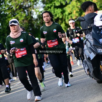 Runner Photo 4142211
