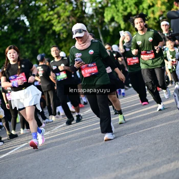 Runner Photo 4142218