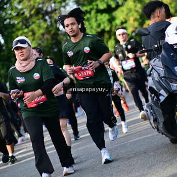 Runner Photo 4142228