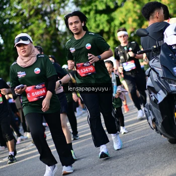 Runner Photo 4142247