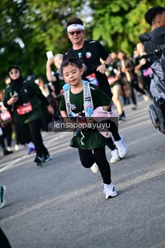 Runner Photo 4142262