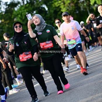 Runner Photo 4142301