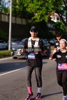 Runner Photo 4142311