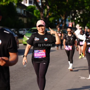 Runner Photo 4142323