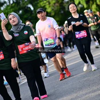 Runner Photo 4142328