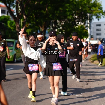 Runner Photo 4142329
