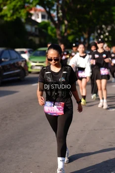 Runner Photo 4142330