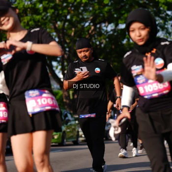 Runner Photo 4142336