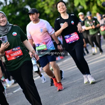 Runner Photo 4142352