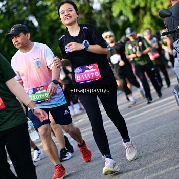 Runner Photo 4142368