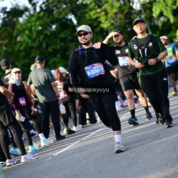 Runner Photo 4142375