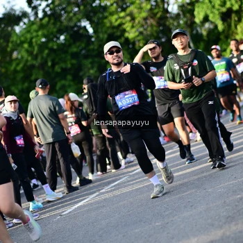 Runner Photo 4142378