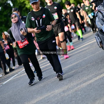 Runner Photo 4142380