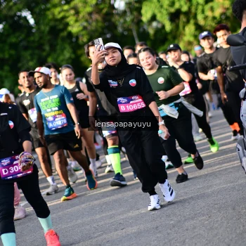Runner Photo 4142382