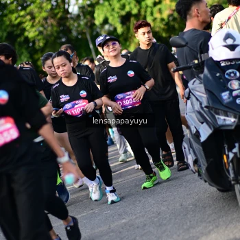 Runner Photo 4142392