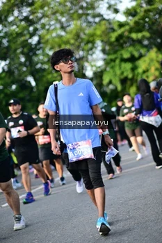 Runner Photo 4142426