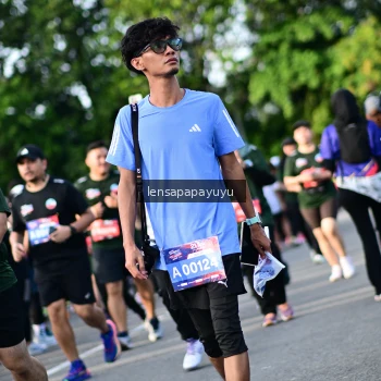 Runner Photo 4142427