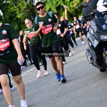 Runner Photo 4142428