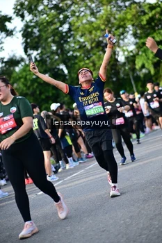 Runner Photo 4142440