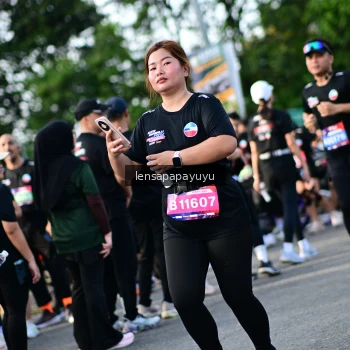 Runner Photo 4142446