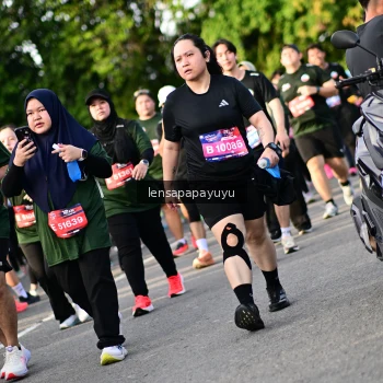 Runner Photo 4142466