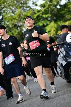 Runner Photo 4142469