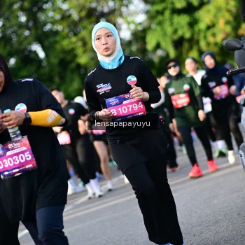 Runner Photo 4142484