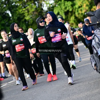 Runner Photo 4142490