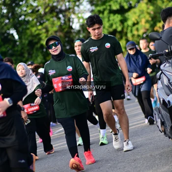 Runner Photo 4142495