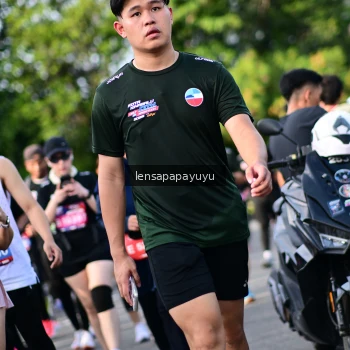 Runner Photo 4142503