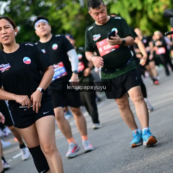 Runner Photo 4142518
