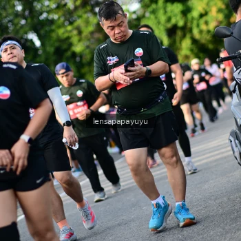 Runner Photo 4142520