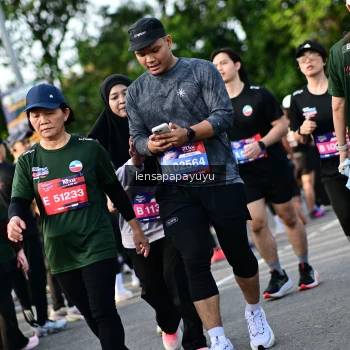 Runner Photo 4142526