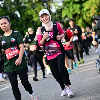 Runner Photo 4142535