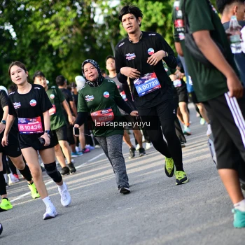 Runner Photo 4142537