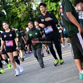 Runner Photo 4142540