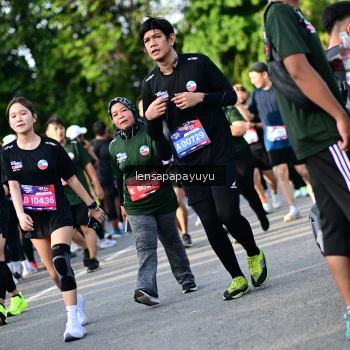 Runner Photo 4142543
