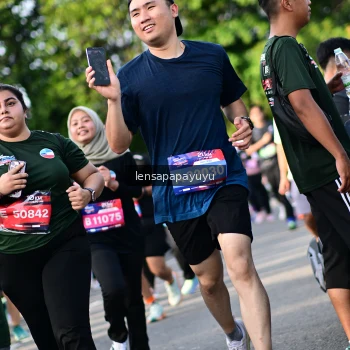 Runner Photo 4142546