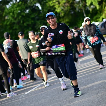 Runner Photo 4142549
